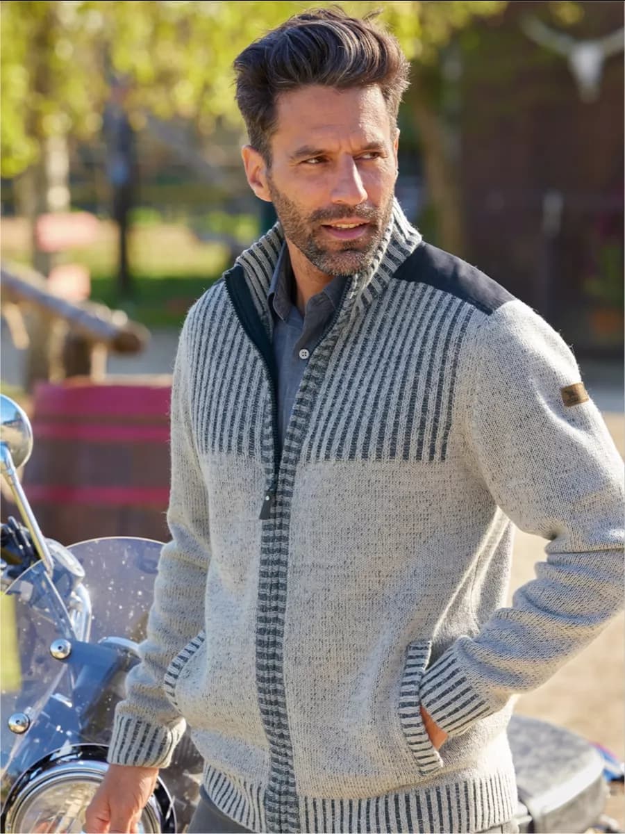 Кардиган вязаный на молнии