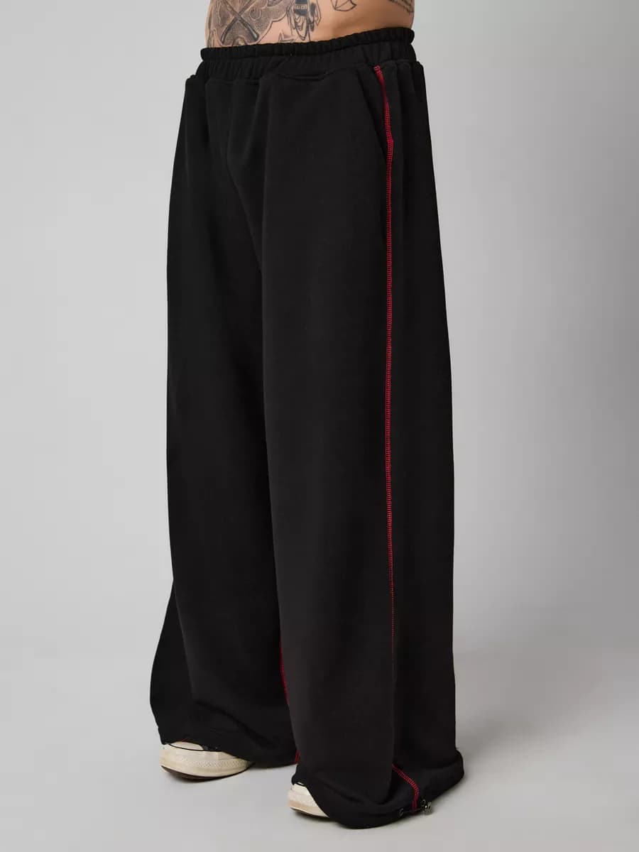 Широкие спортивные брюки оверсайз на резинке