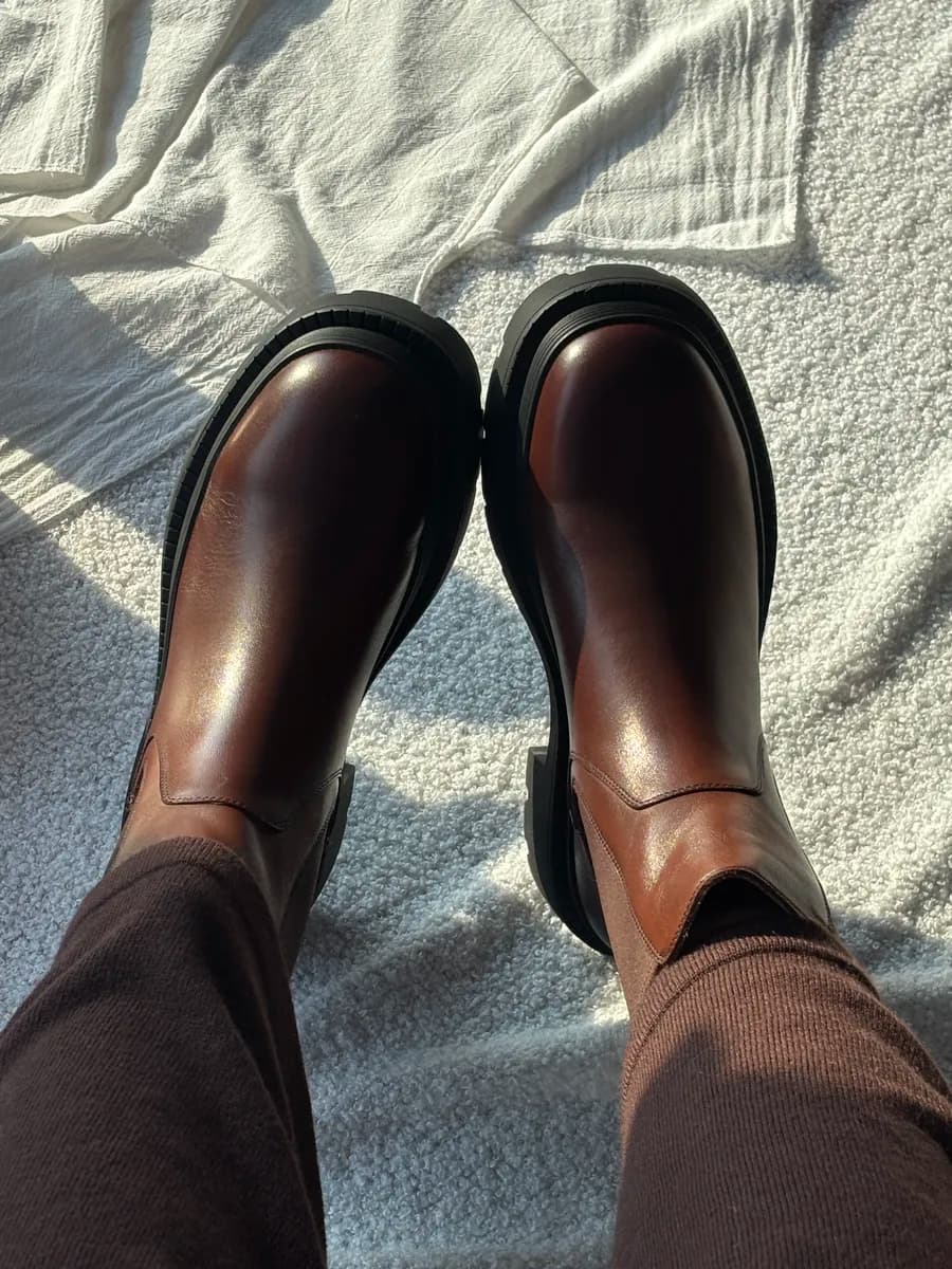 Ботинки демисезонные женские челси коричневые - фото 1