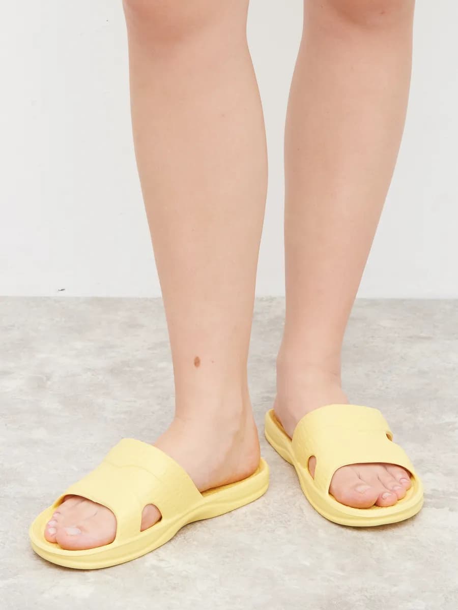 Сланцы женские пляжные