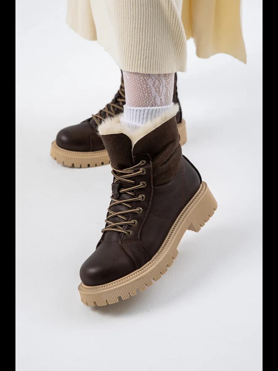 Ботинки зимние на толстой подошве - фото 1