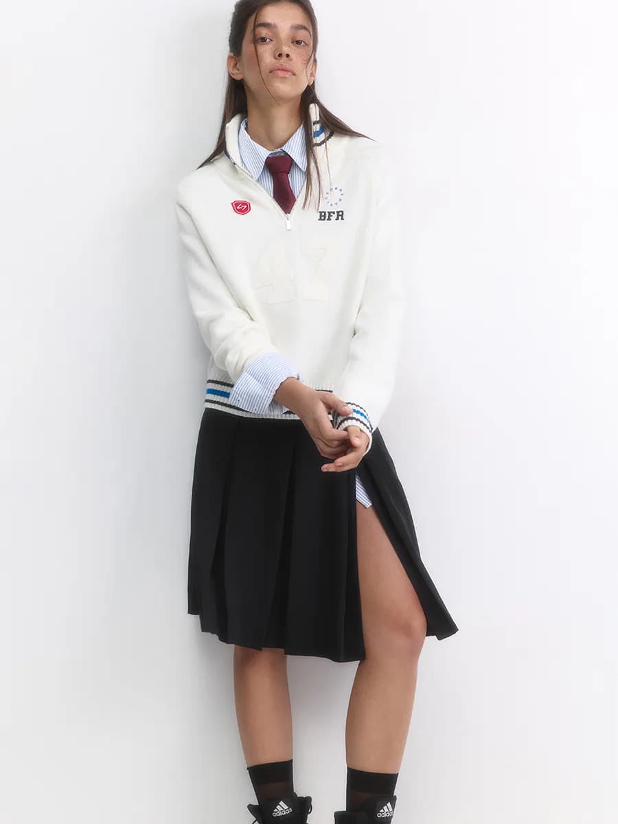 Джемпер вязаный с принтом и полосками - фото 1