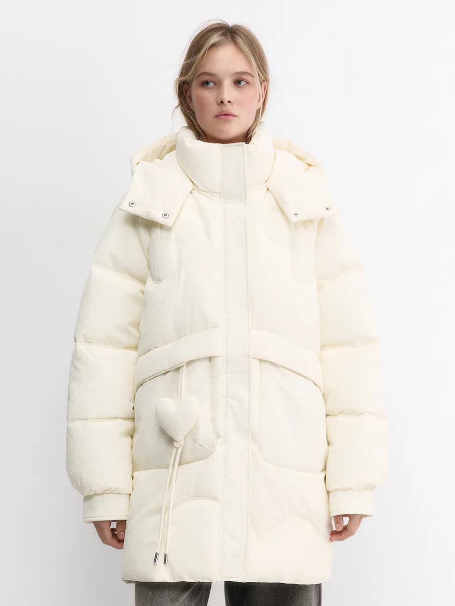 Куртка утепленная с капюшоном и фигурной стежкой