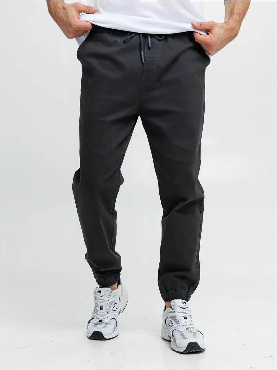 Брюки чинос классические зауженные к низу на резинке