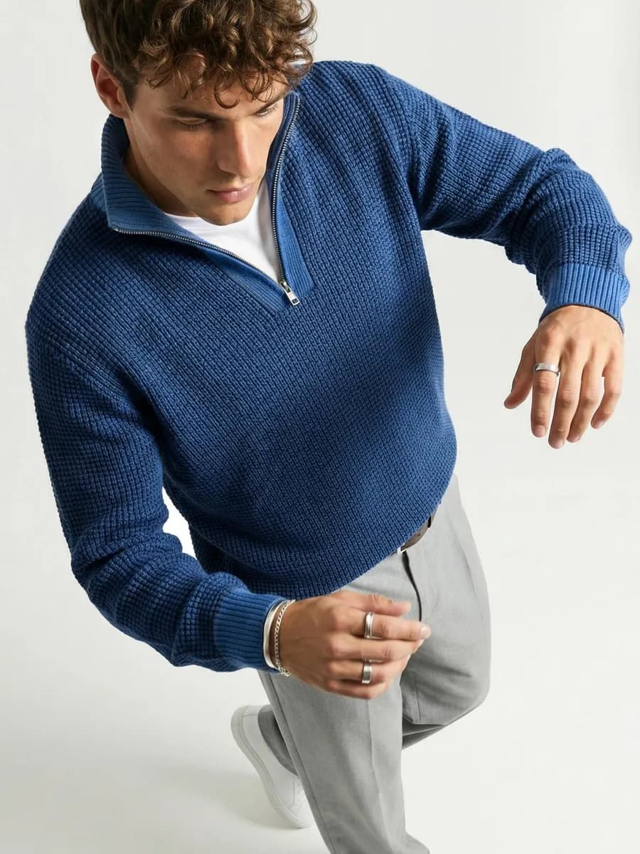 Свитер теплый с горлом на молнии - фото 1