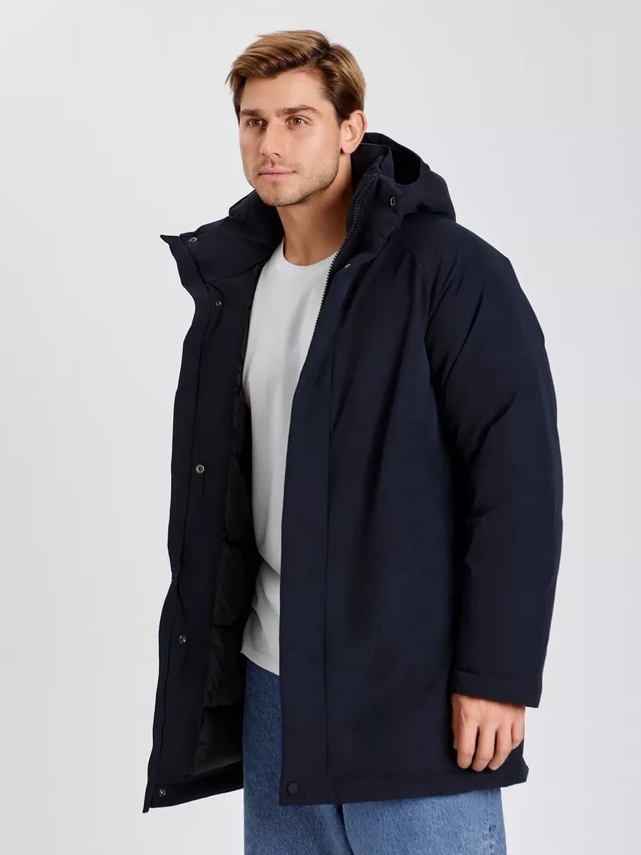 Куртка зимняя удлиненная с капюшоном