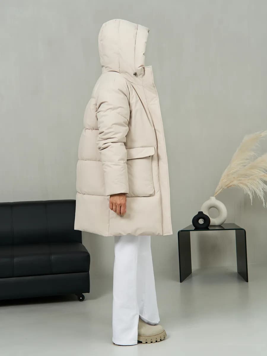 Куртка зимняя утепленная с капюшоном