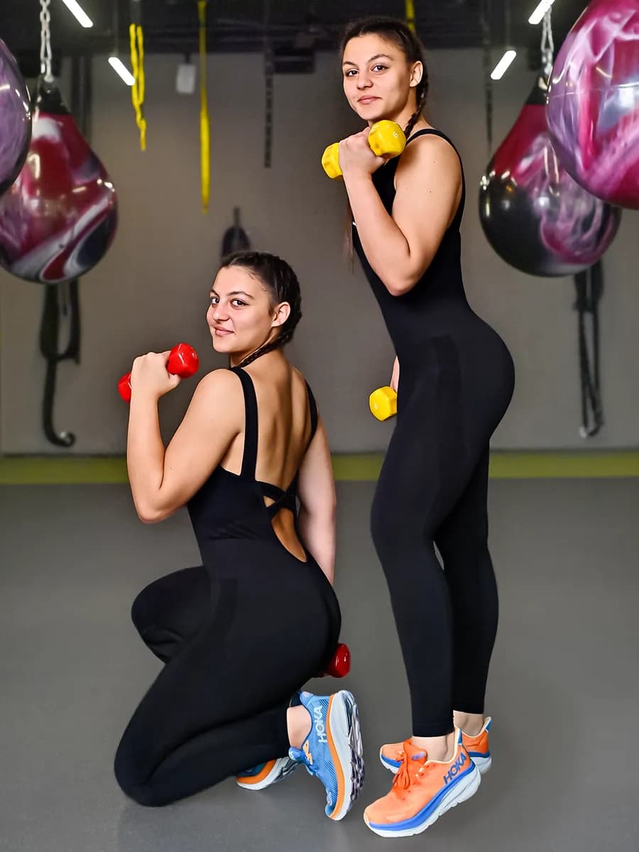 Комбинезон спортивный для фитнеса