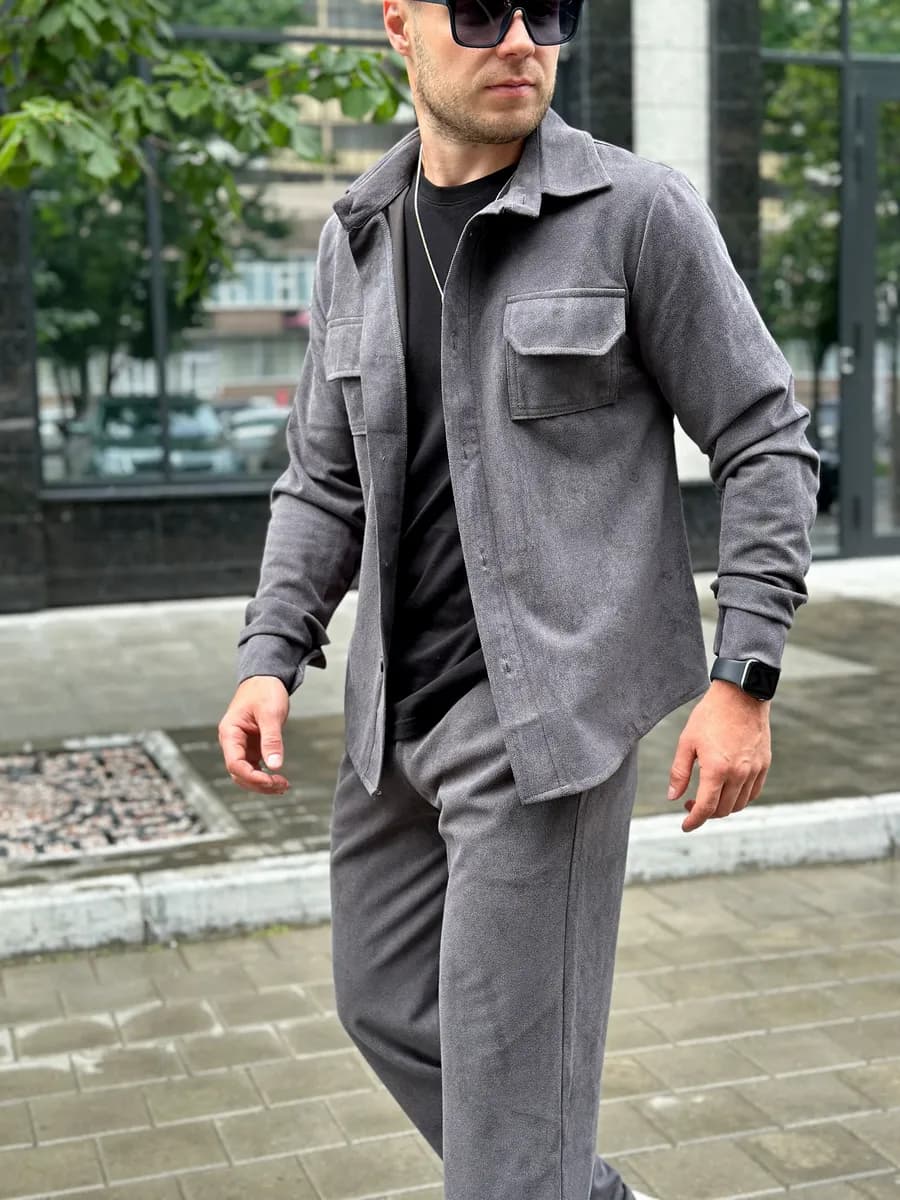 Костюм вельветовый с брюками и рубашкой