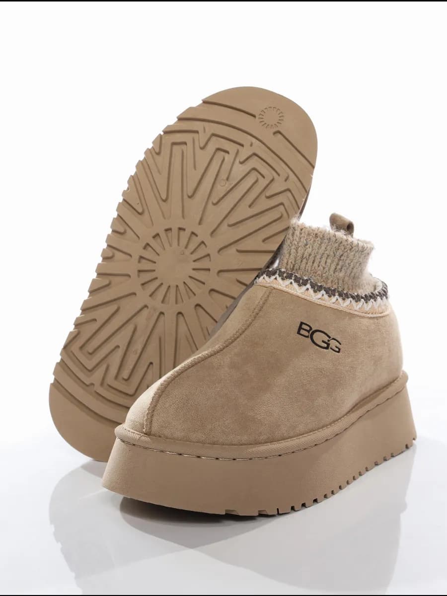 Угги женские зимние короткие