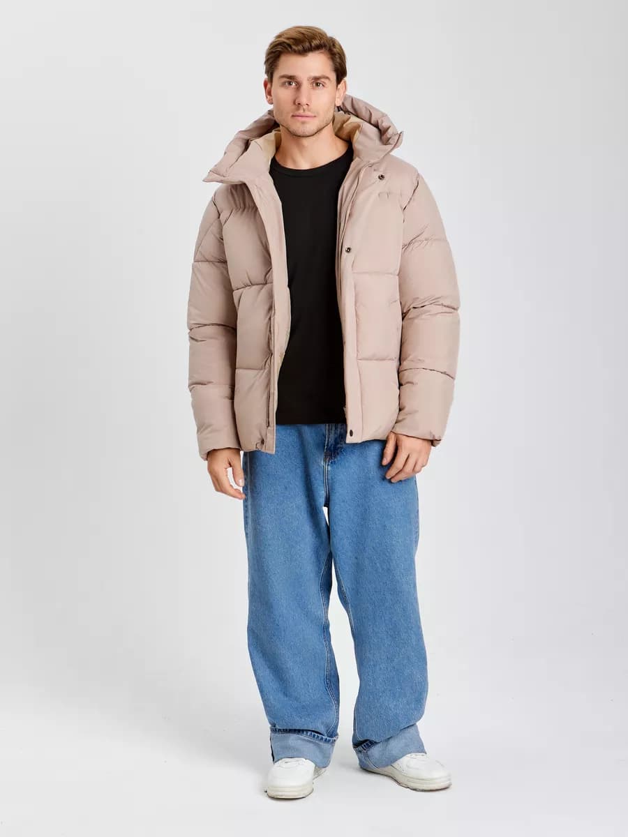 Куртка зимняя короткая с капюшоном