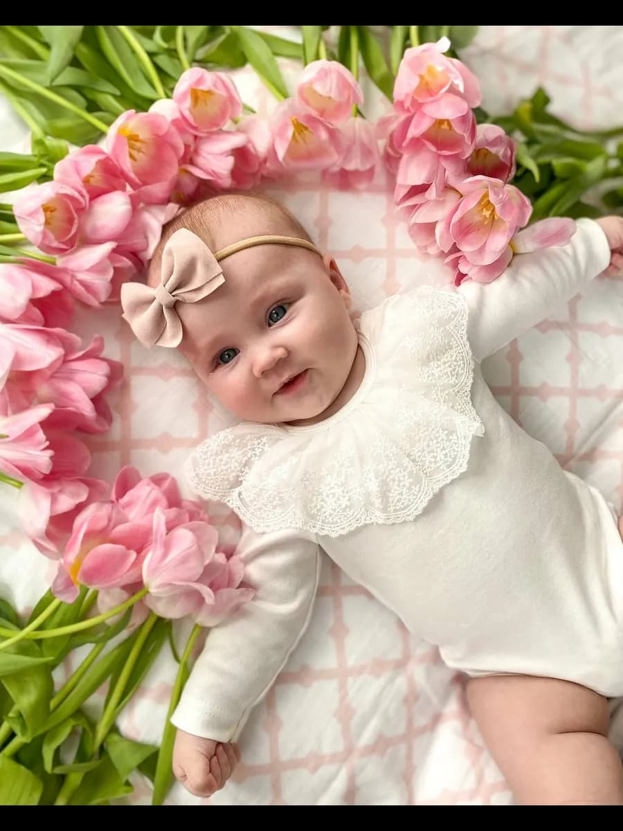 Боди с воротником для новорожденной