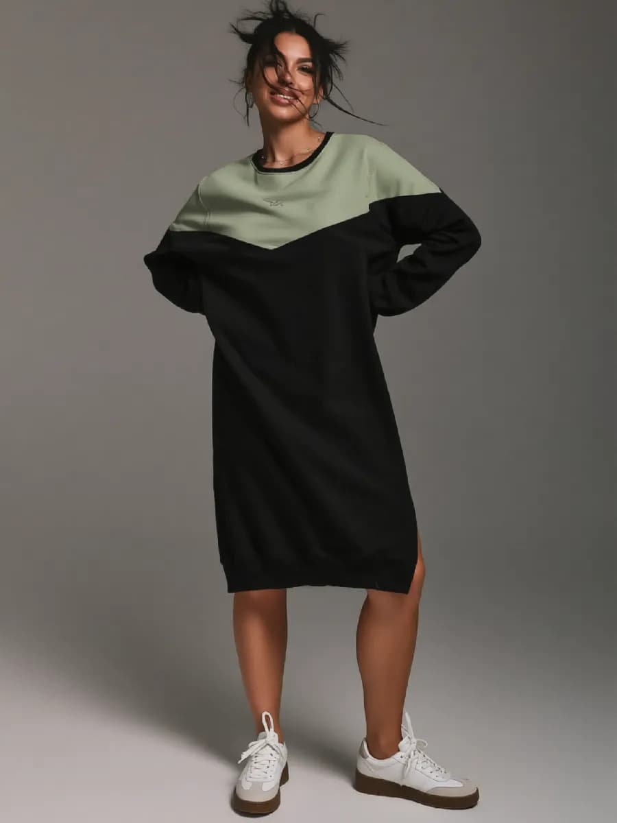 Платье трикотажное повседневное