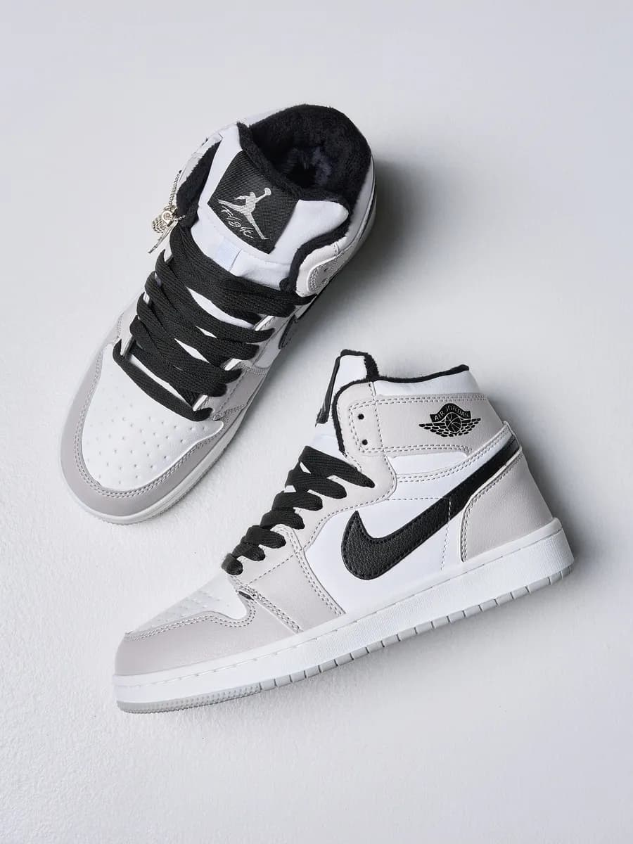 Зимние кроссовки