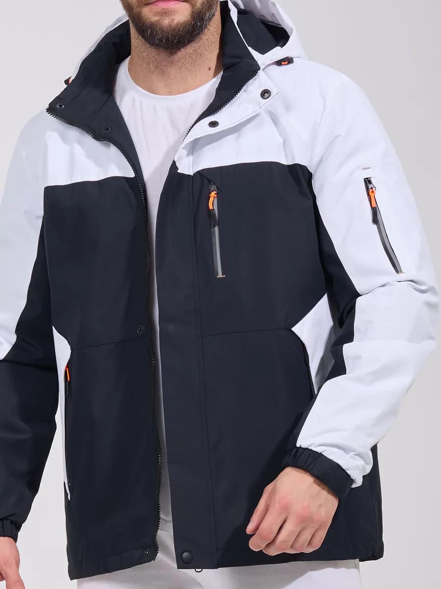 Куртка демисезонная с капюшоном