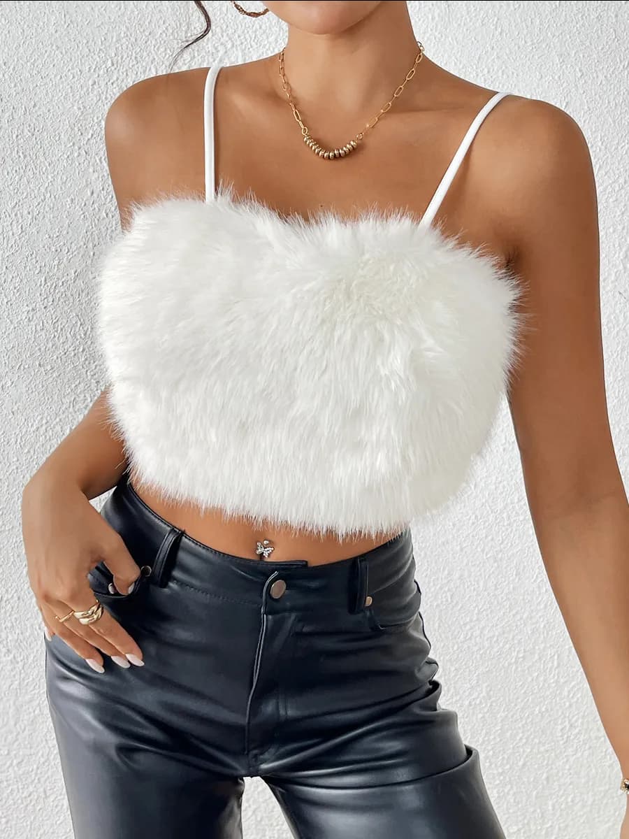 Кроп топ вечерний с мехом
