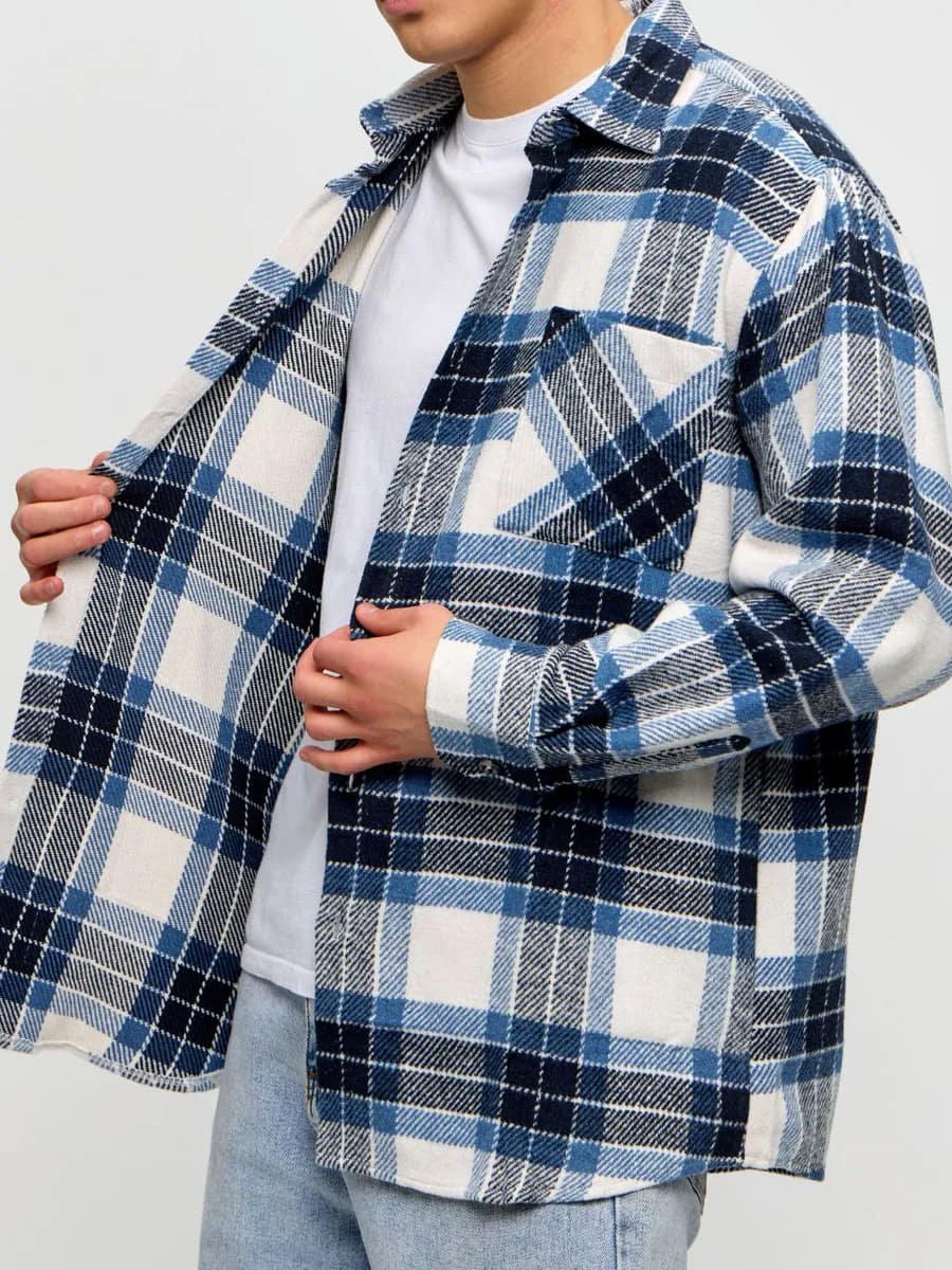 Рубашка в клетку с длинным рукавом