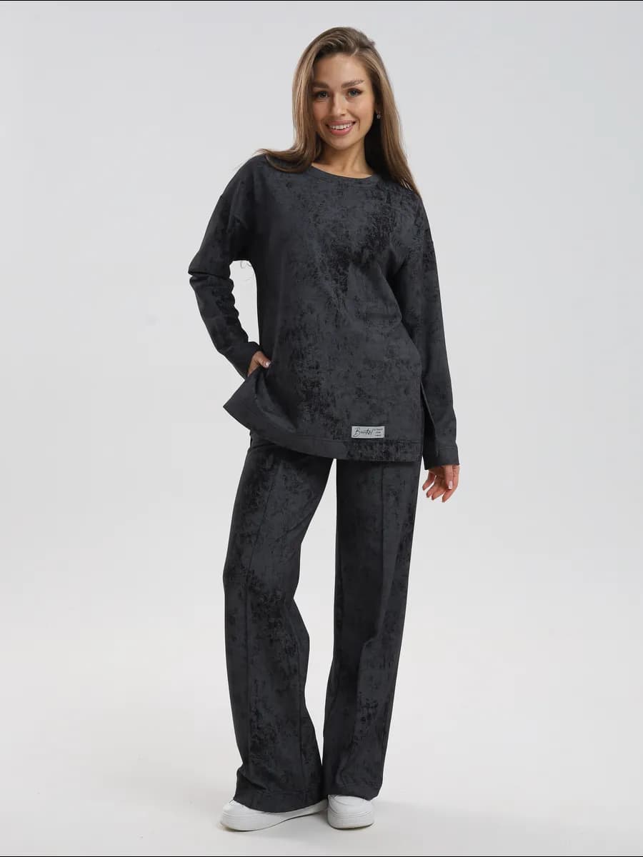 Трикотажный костюм с брюками палаццо