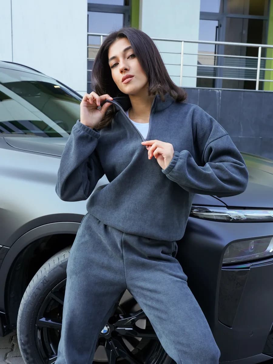 Теплый костюм вельветовый на молнии