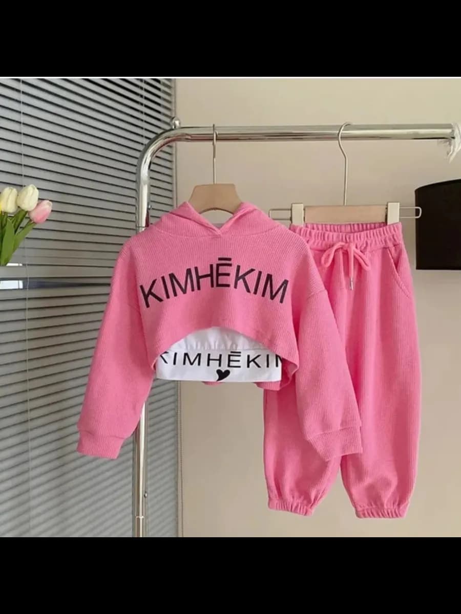 Костюм детский тройка