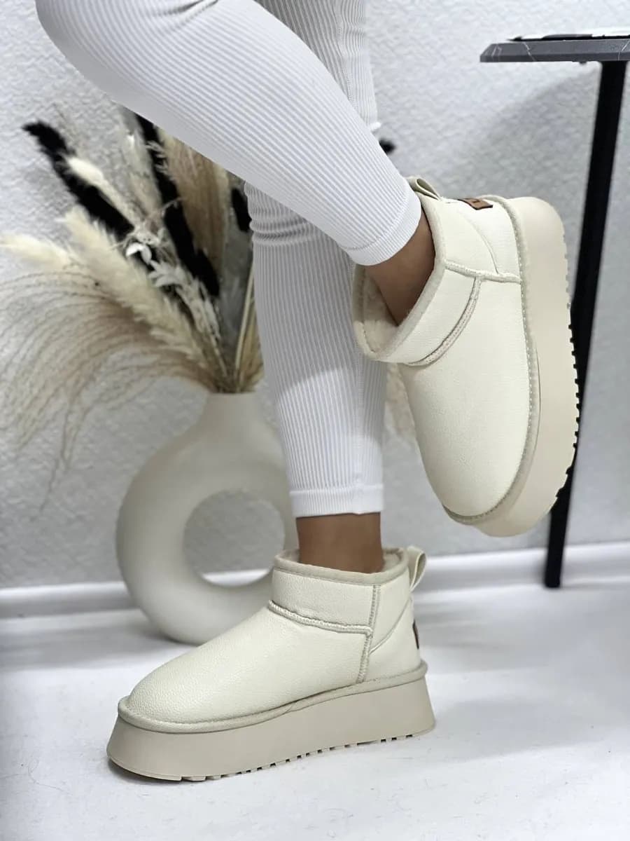 Угги теплые с мехом на платформе зимние