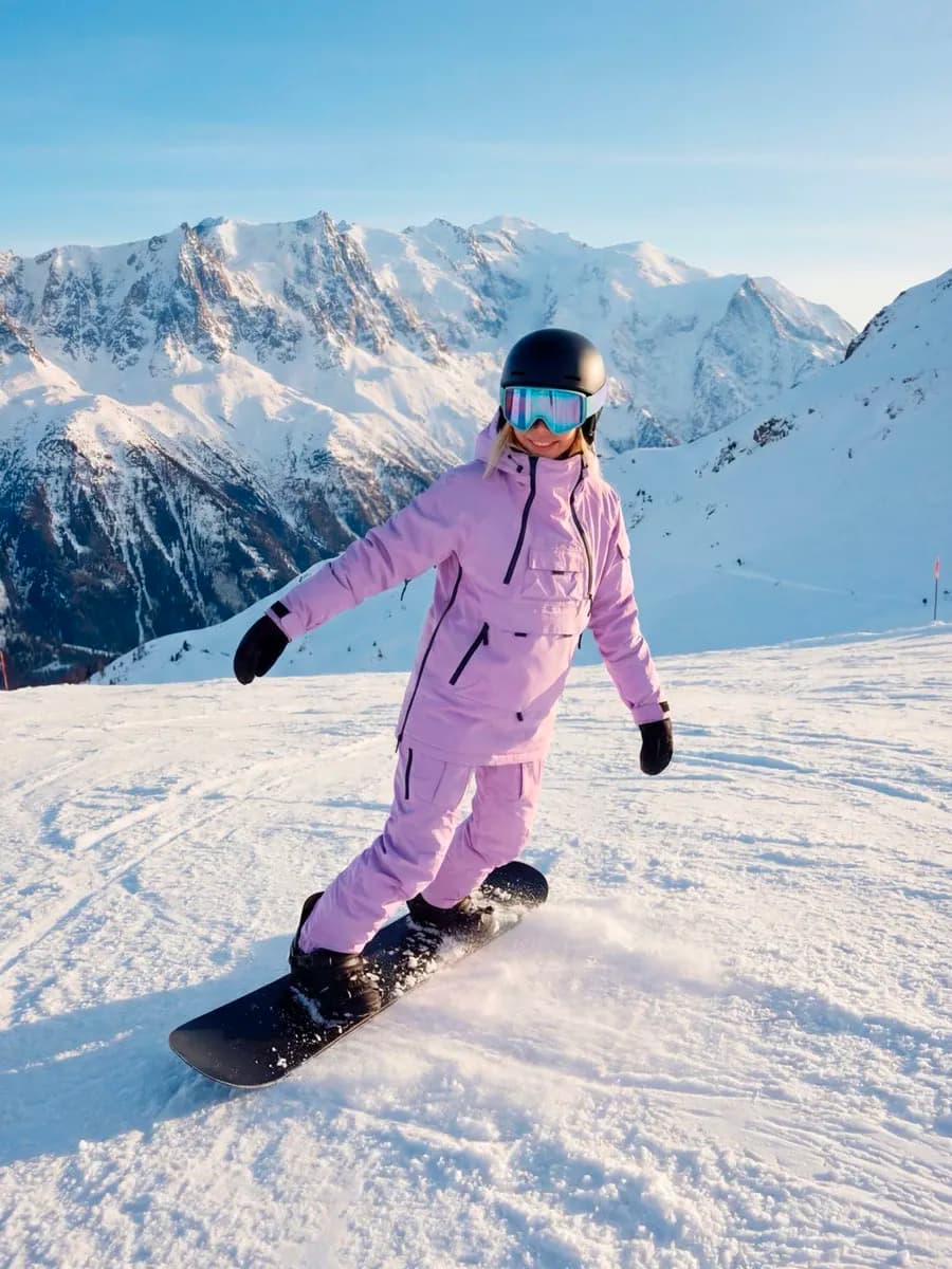 Сноубордический горнолыжный костюм с анораком