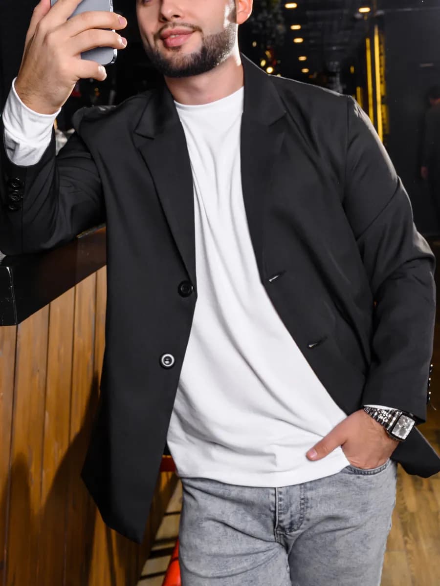 Пиджак оверсайз классический черный под джинсы в офис - фото 1