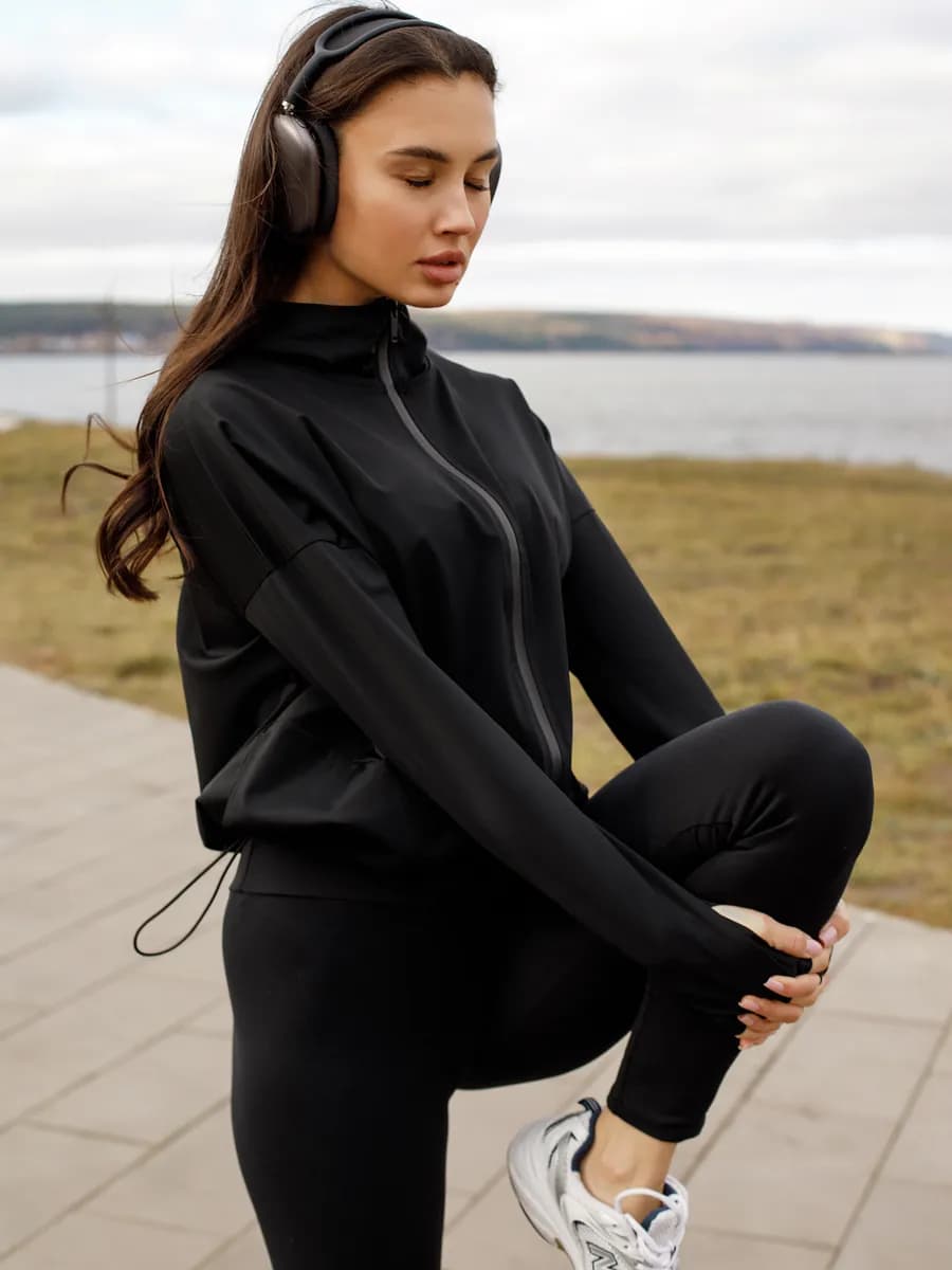 куртка спортивная