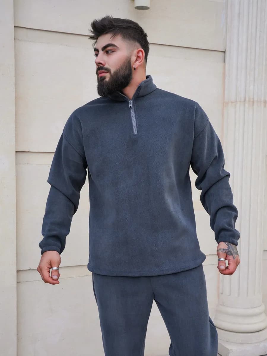 мужской полузамок с брюками