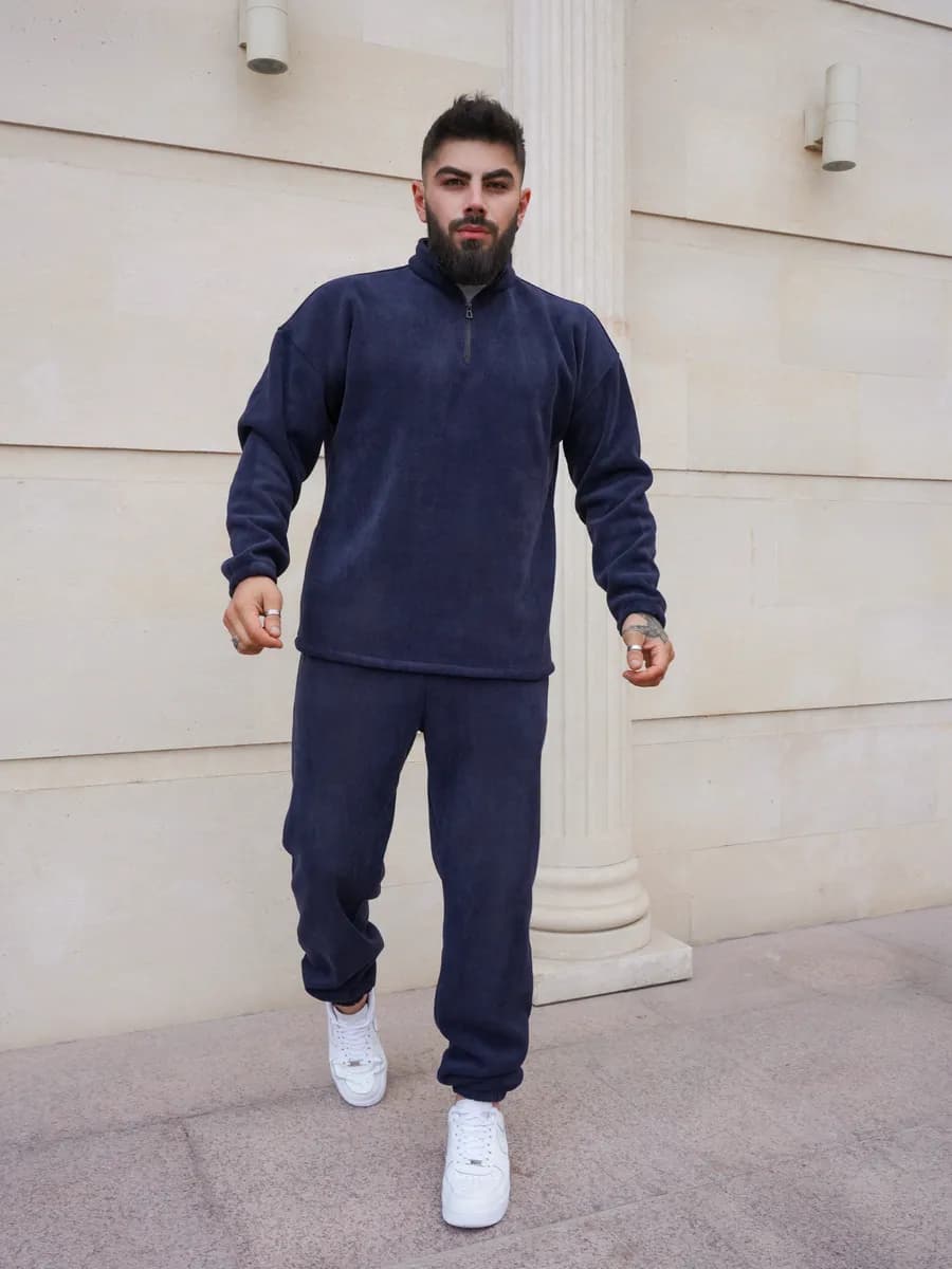 мужской полузамок с брюками