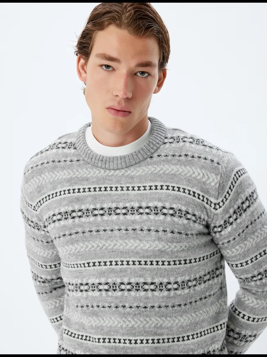 Свитер трикотажный с круглым вырезом Boxy Fit
