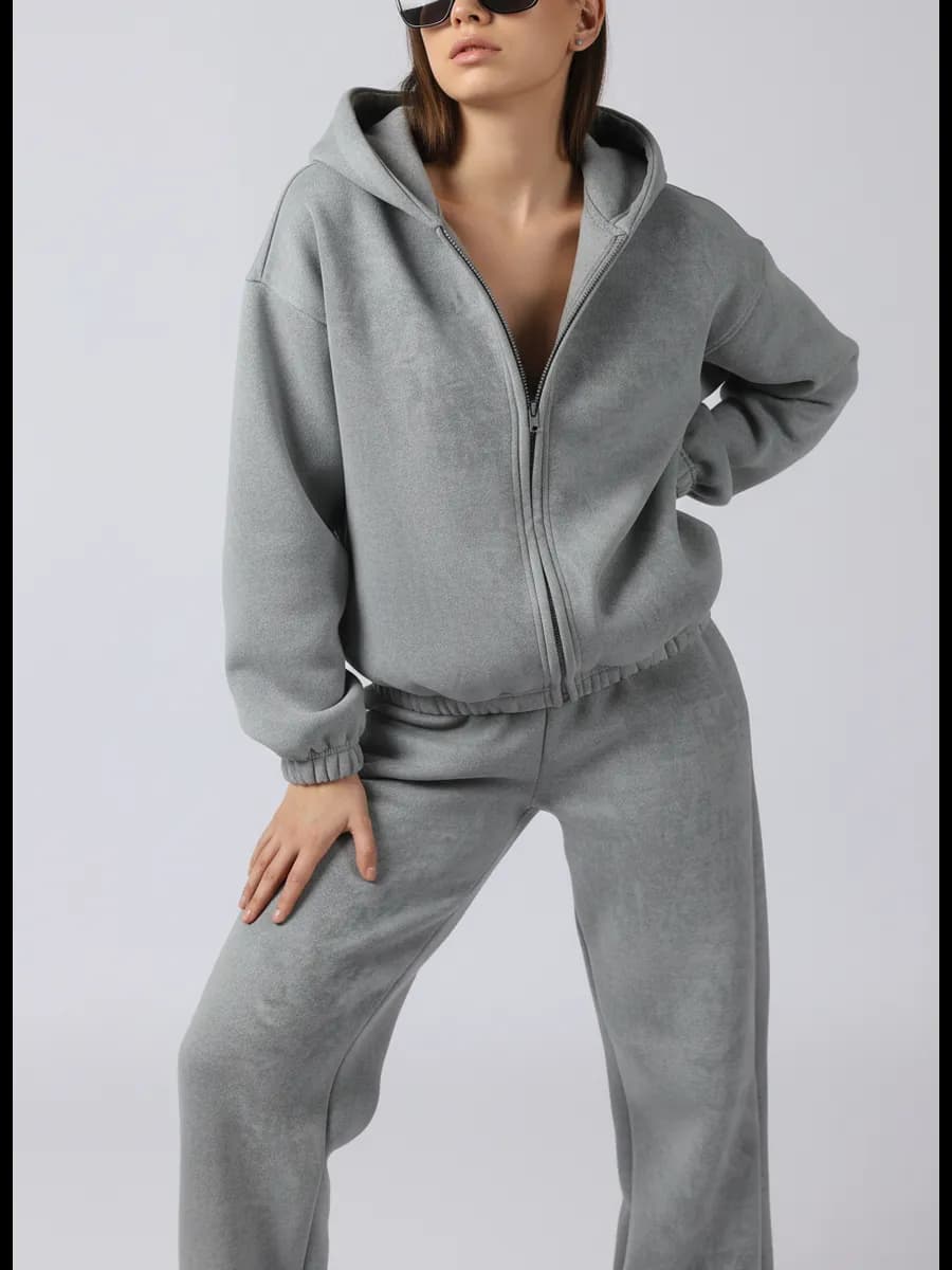 Костюм спортивный варенка теплый с начесом на молнии