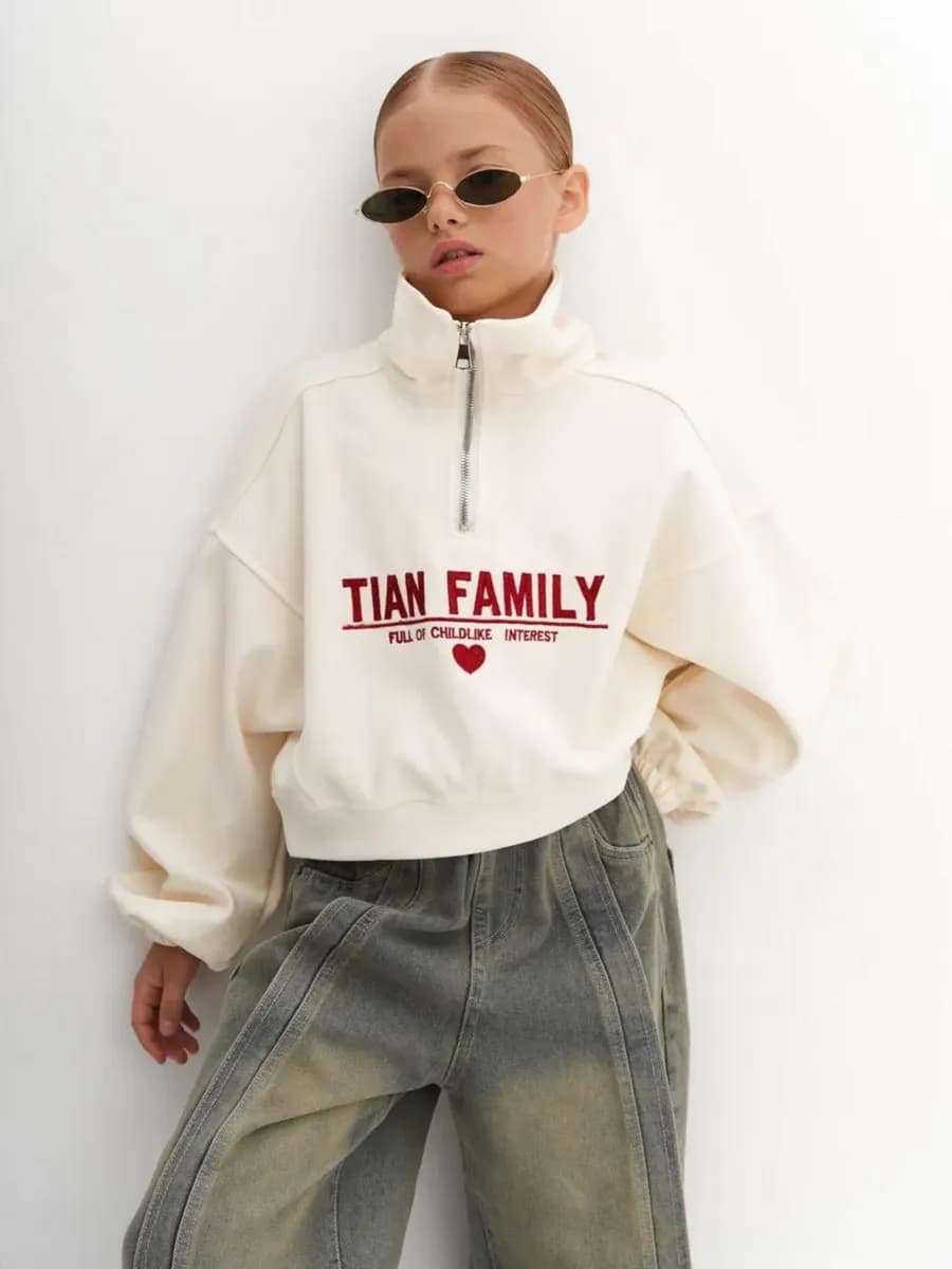 Свитшот оверсайз с воротником на молнии