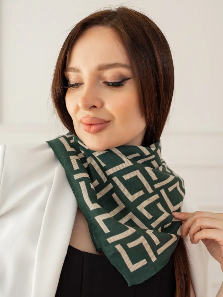 Платок на шею весенний