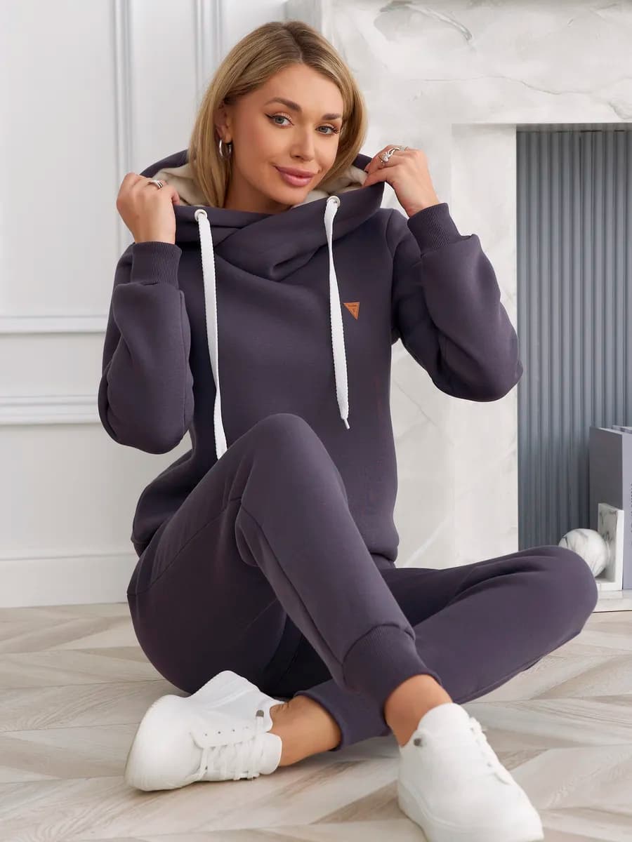 Спортивный костюм теплый на флисе с начесом