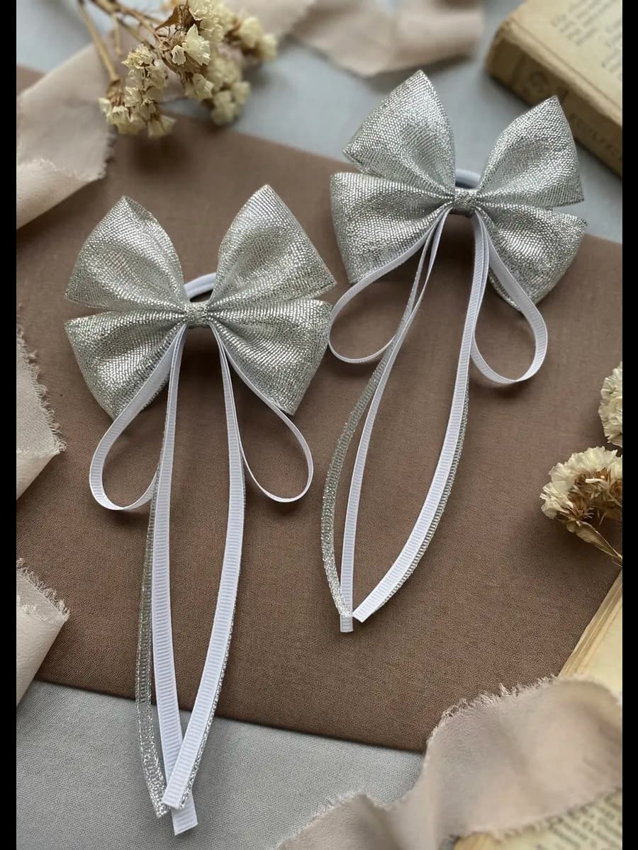 Праздничные бантики на резинке