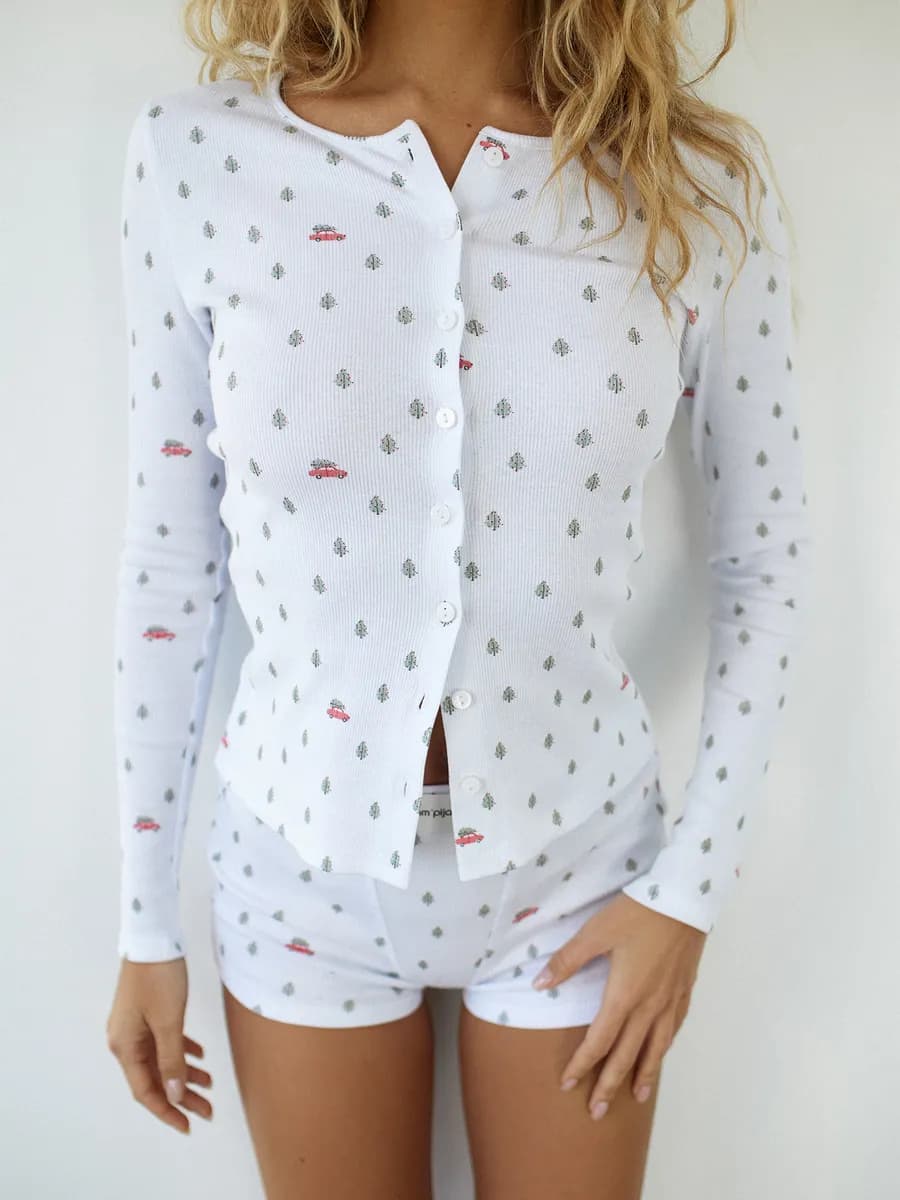 Пижама новогодняя с шортами и лонгсливом