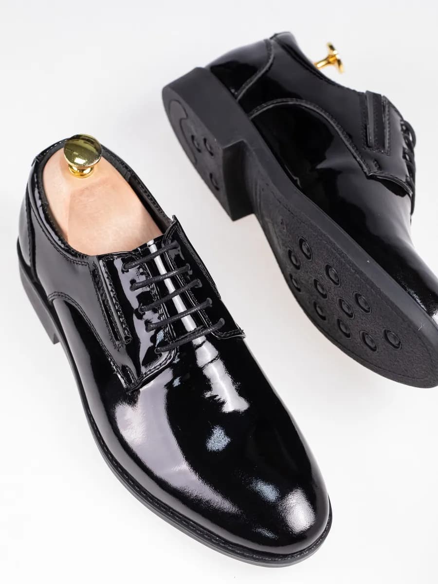 Туфли из натуральной лаковой кожи офицерские