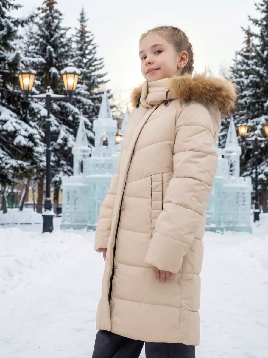Куртка зимняя с мехом для девочки