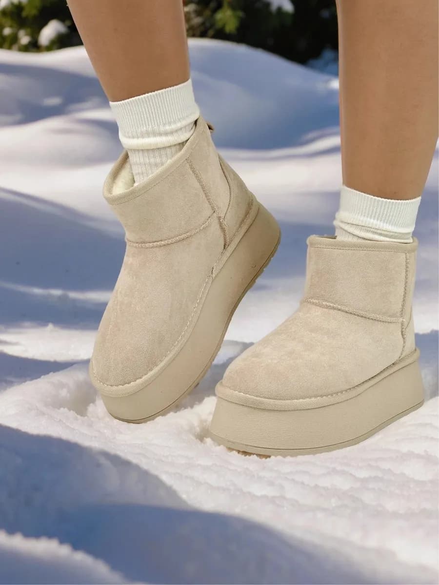 Угги зимние на платформе