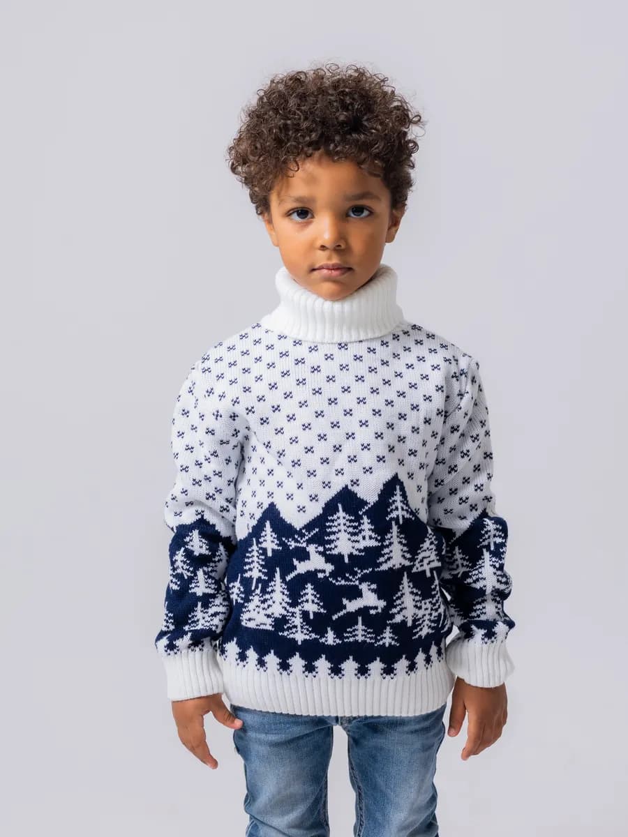 Свитер с горлом новогодний с оленями шерстяной Family look