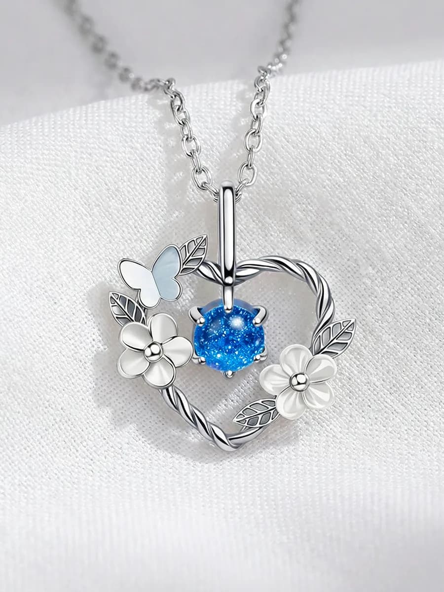 Подвеска на шею с сердечком