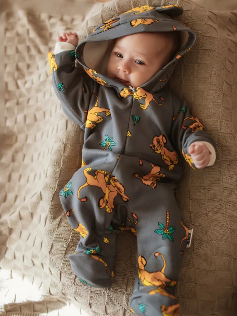 Комбинезон для новорожденных