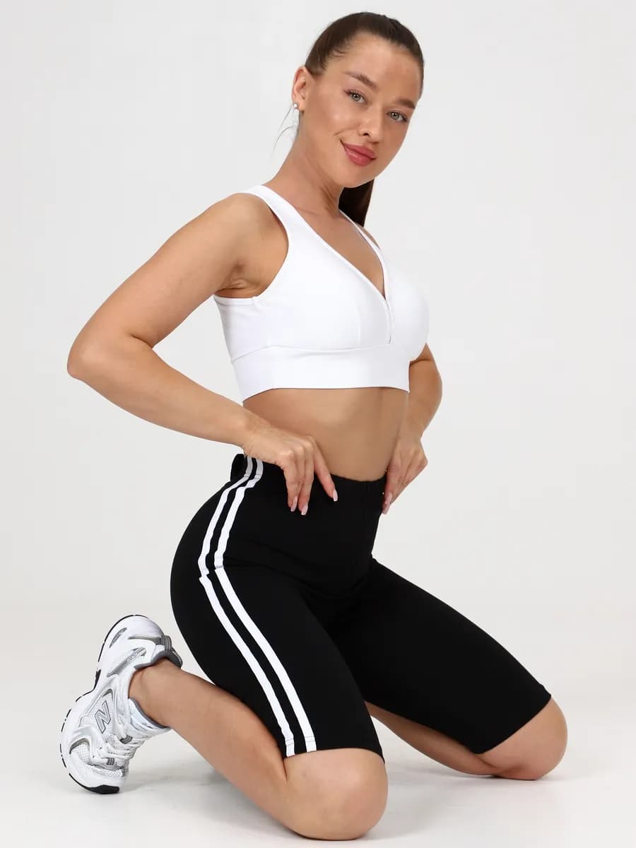 Шорты спортивные обтягивающие