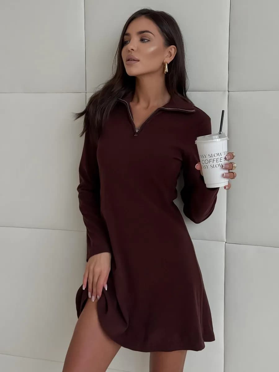 Платье короткое осеннее с молнией вельветовое