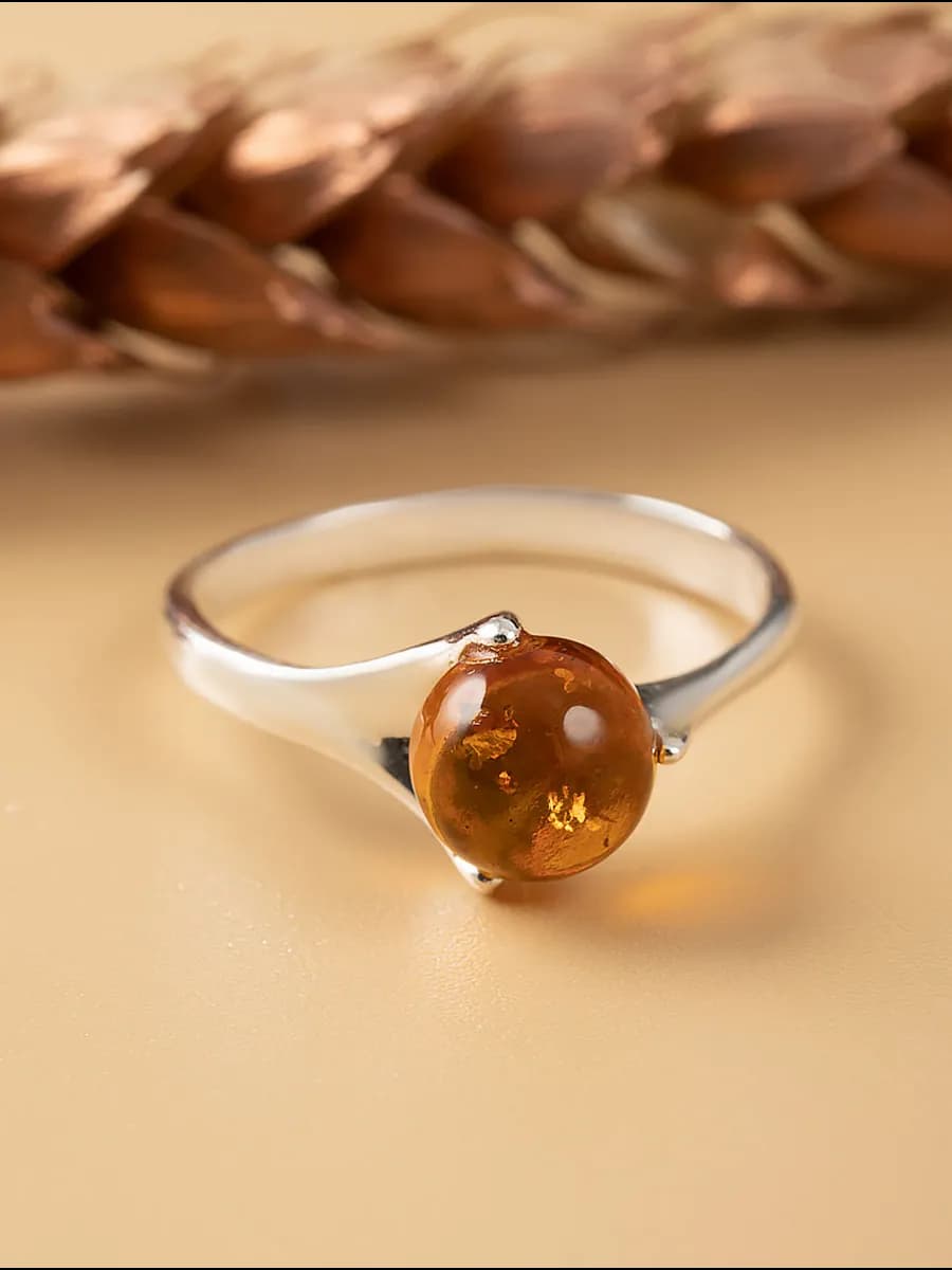 Кольцо серебро 925 с янтарем
