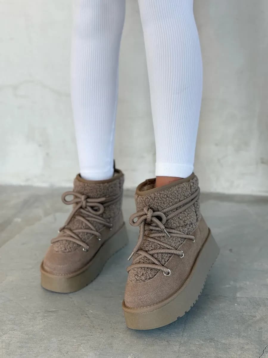 Угги зимние натуральные на платформе луноходы