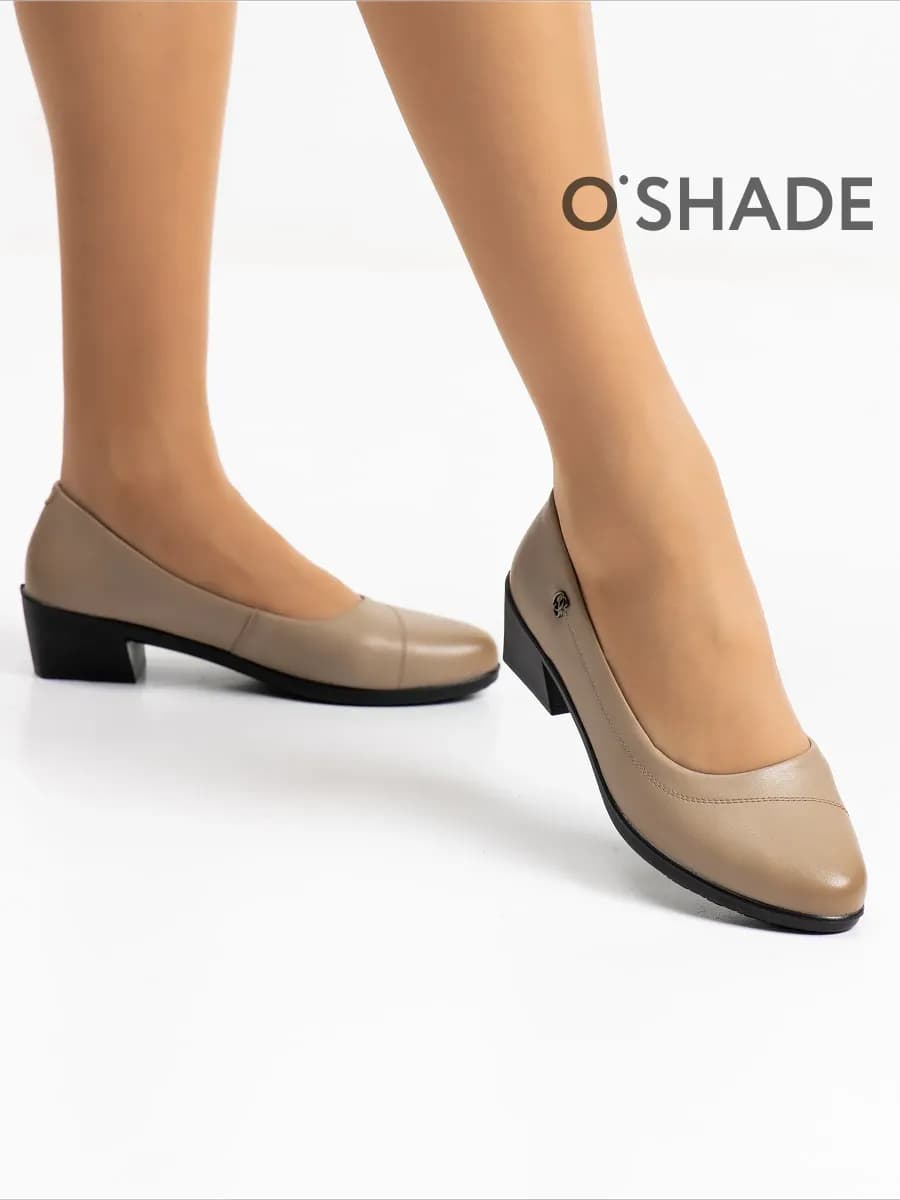 Туфли женские на низком каблуке