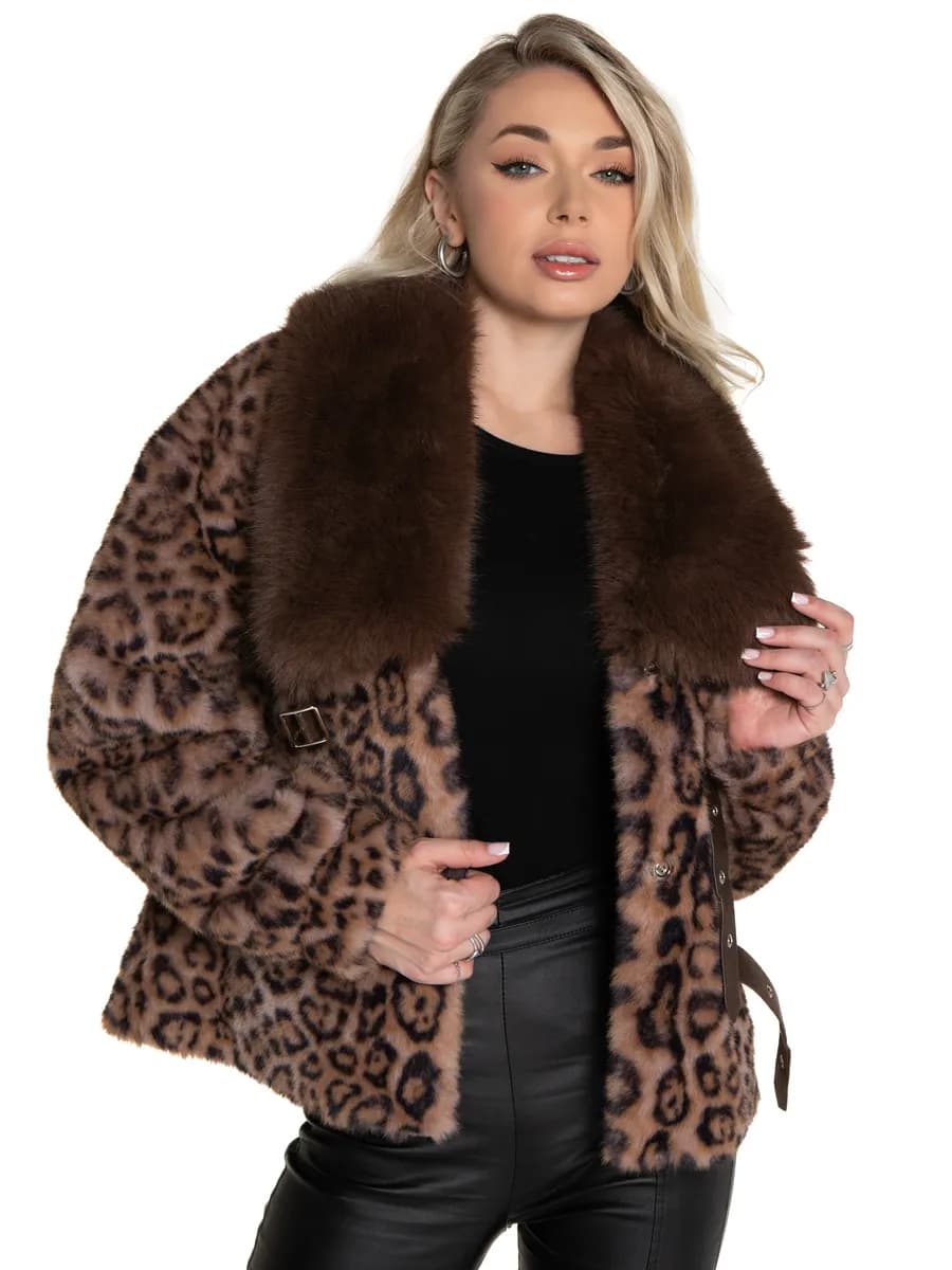 Шуба искусственная короткая