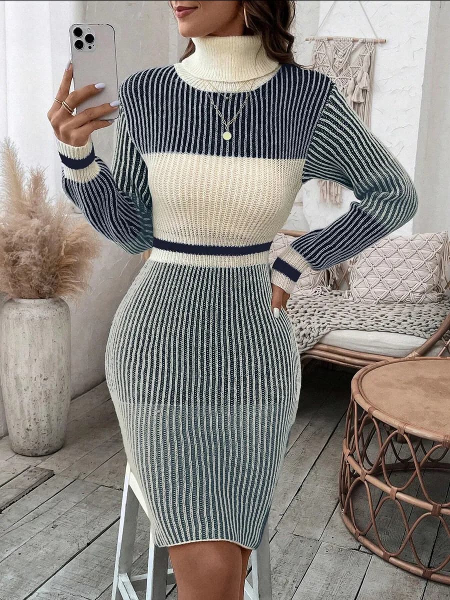 Платье теплое с горлом